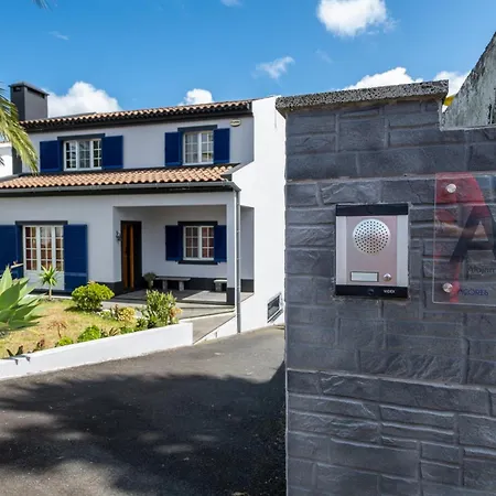 Azores Palmeira Villa *